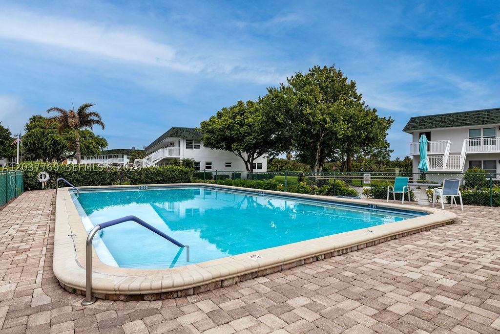 VISTA HARBOR CONDO BLDGS - Residential Lease