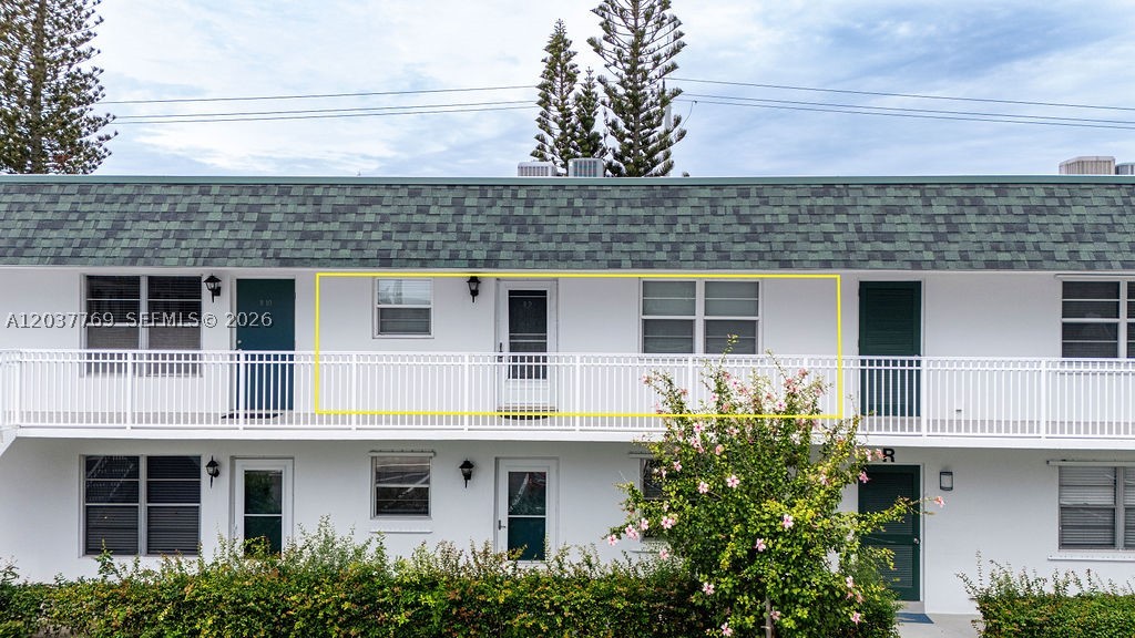 VISTA HARBOR CONDO BLDGS - Residential Lease