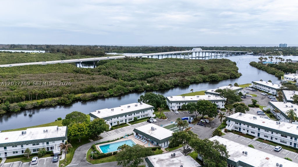 VISTA HARBOR CONDO BLDGS - Residential Lease