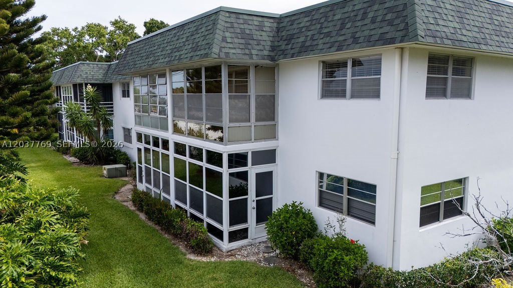 VISTA HARBOR CONDO BLDGS - Residential Lease