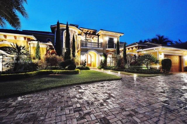 ESTATES OF SWAN LAKE - Residential