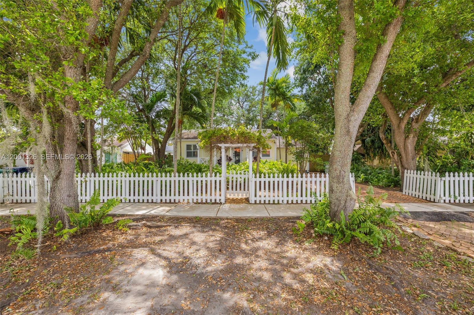 Location, Location, Location!!! This is your opportunity to get a charming house in Central Miami!
Very well modeled 3/2 Key West style home with a split floor plan and centrally located in A+ school district. Exterior features include lush tropical landscaped yard, High impact windows & doors.  By Appointment only. Sale "AS IS"