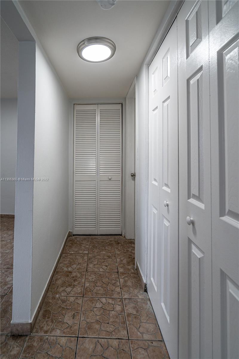 ENCLAVE TOWER CONDO - Residential Lease