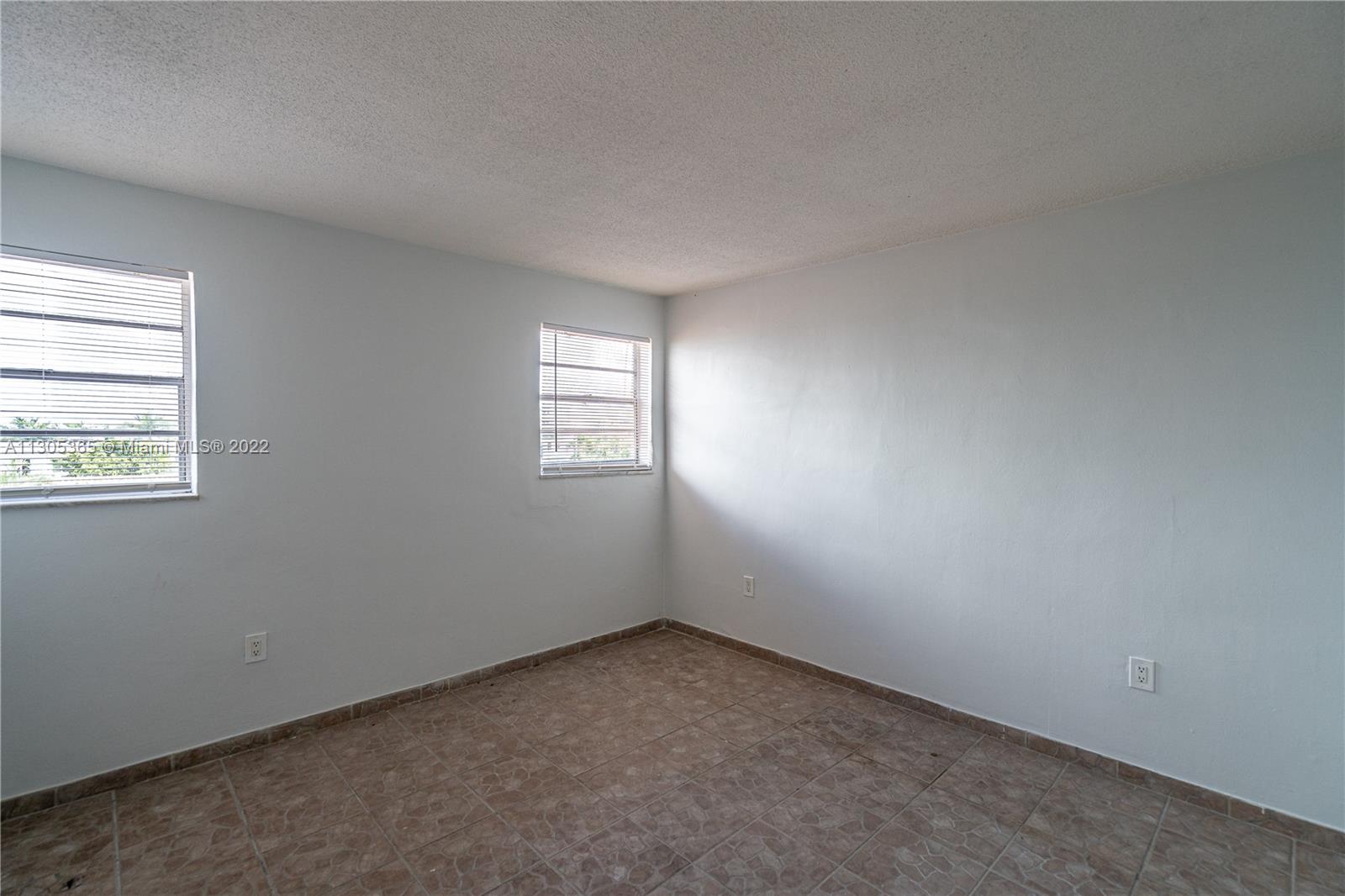 ENCLAVE TOWER CONDO - Residential Lease