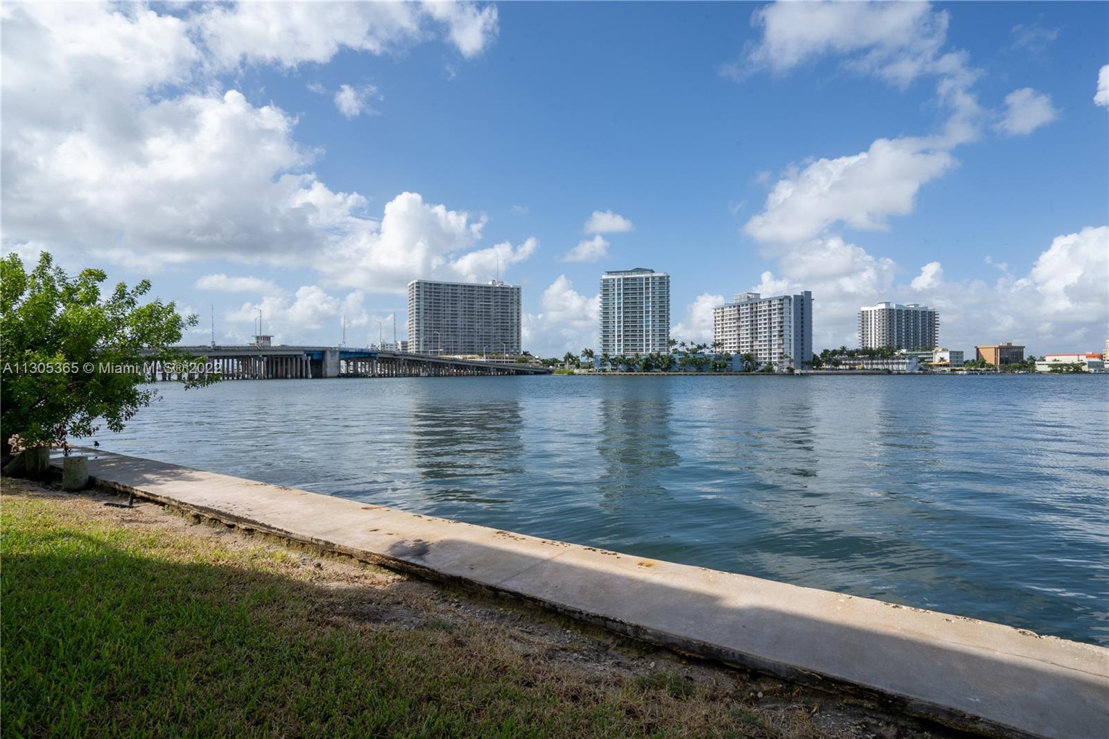 ENCLAVE TOWER CONDO - Residential Lease