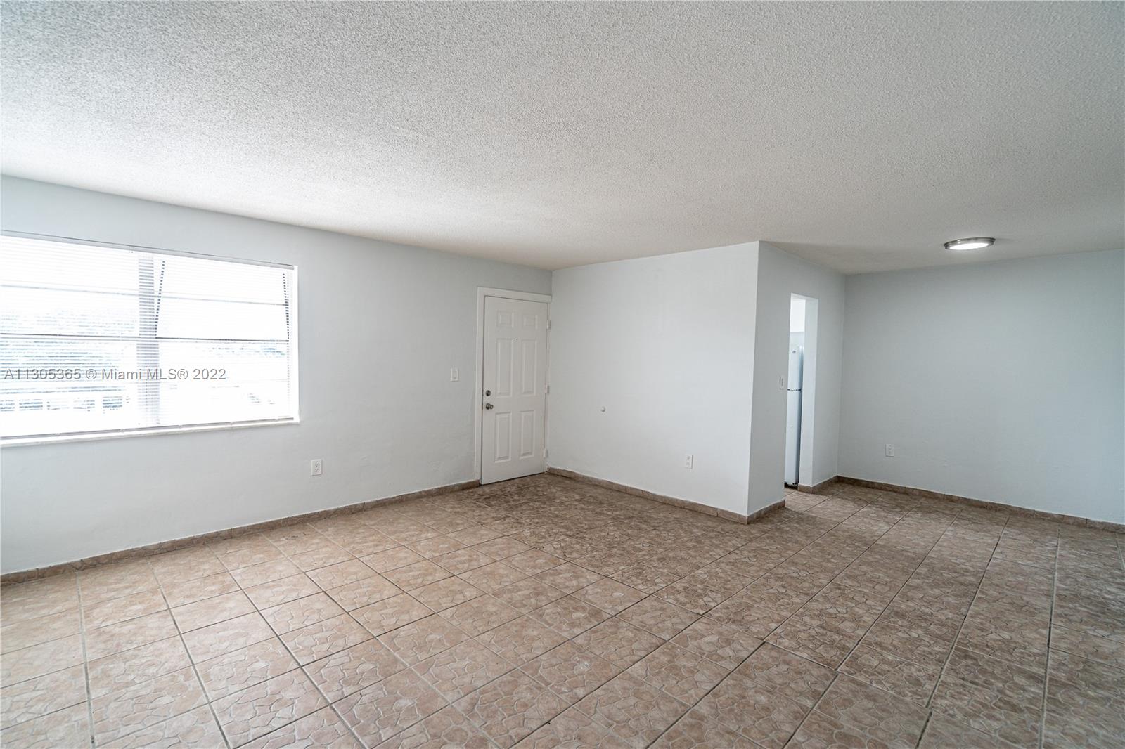 ENCLAVE TOWER CONDO - Residential Lease