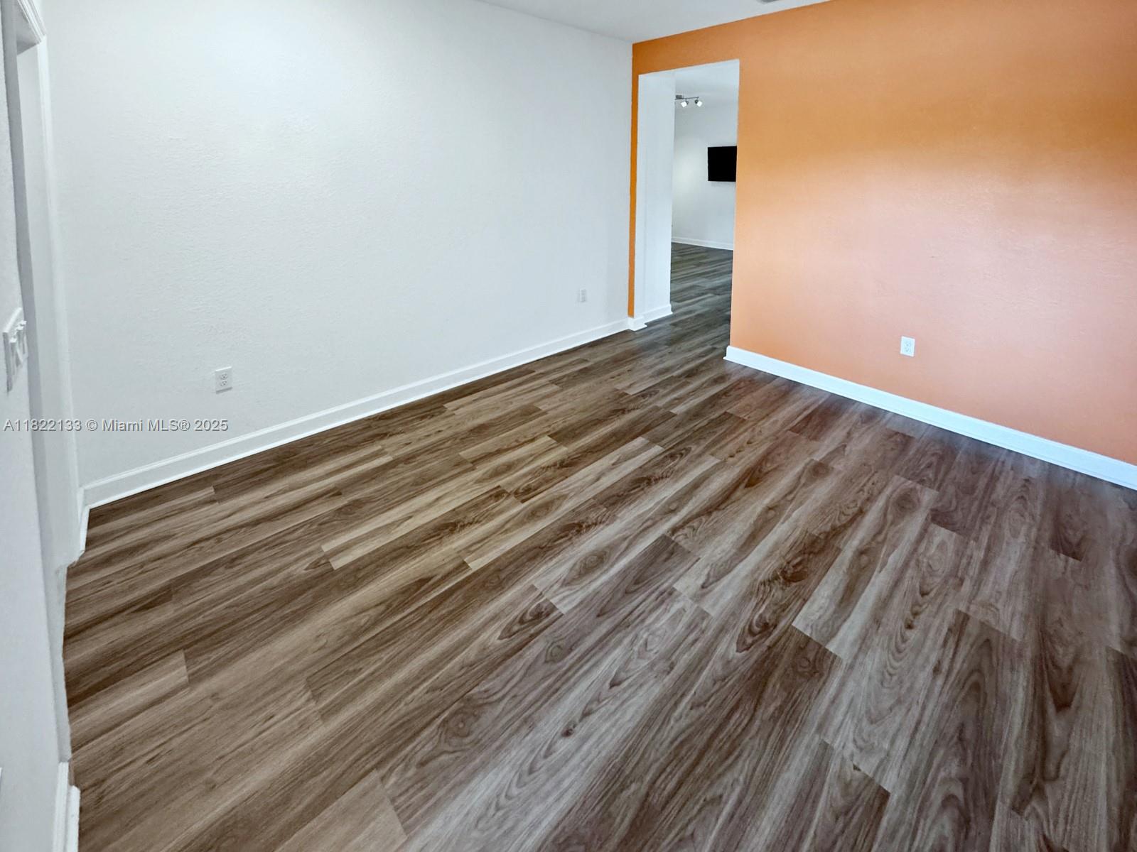 PALOMINO LAKES - Residential
