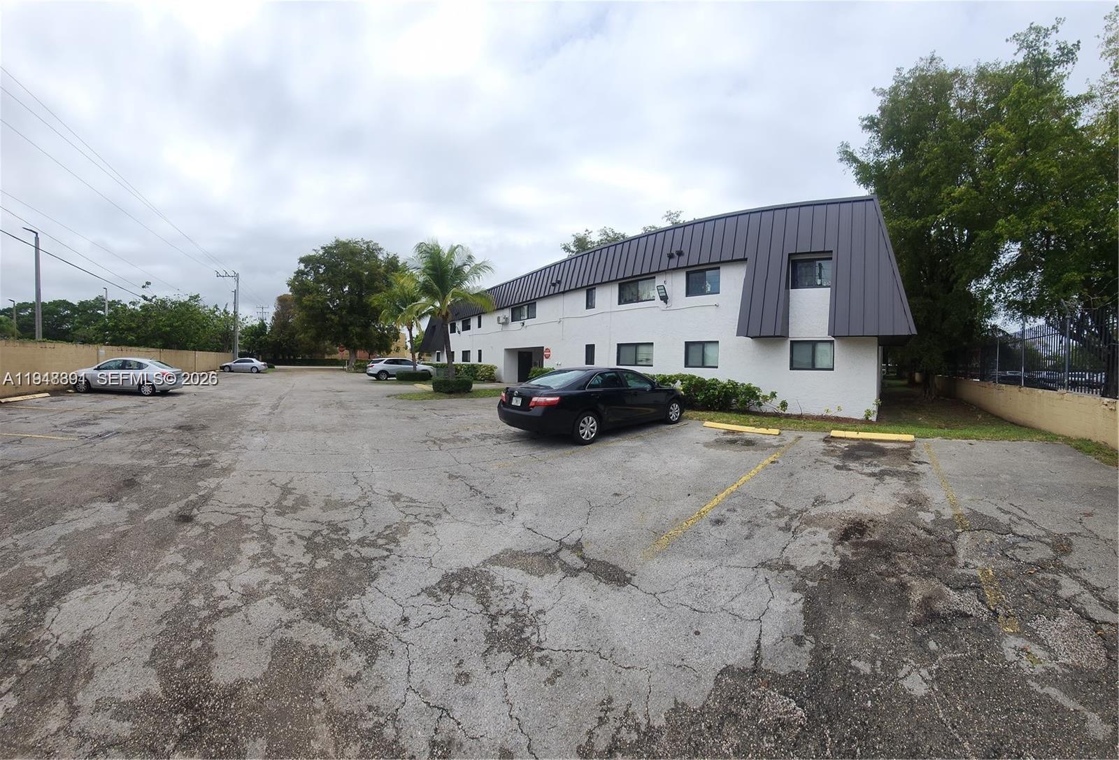 A A DOOLEY SUB - Residential Lease
