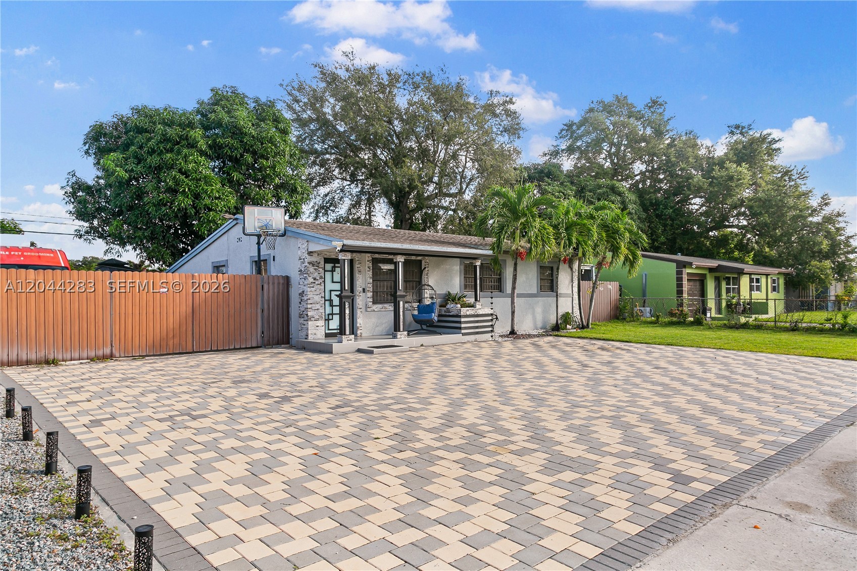 MYRTLE GROVE 1ST ADDN - Residential