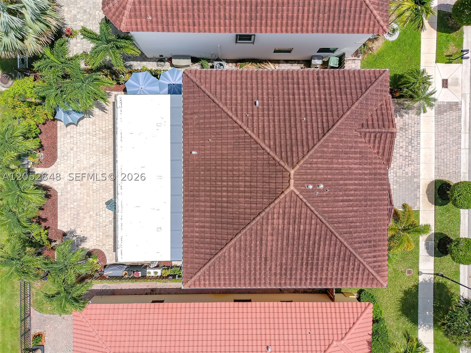 CAPRI AT OASIS - Residential