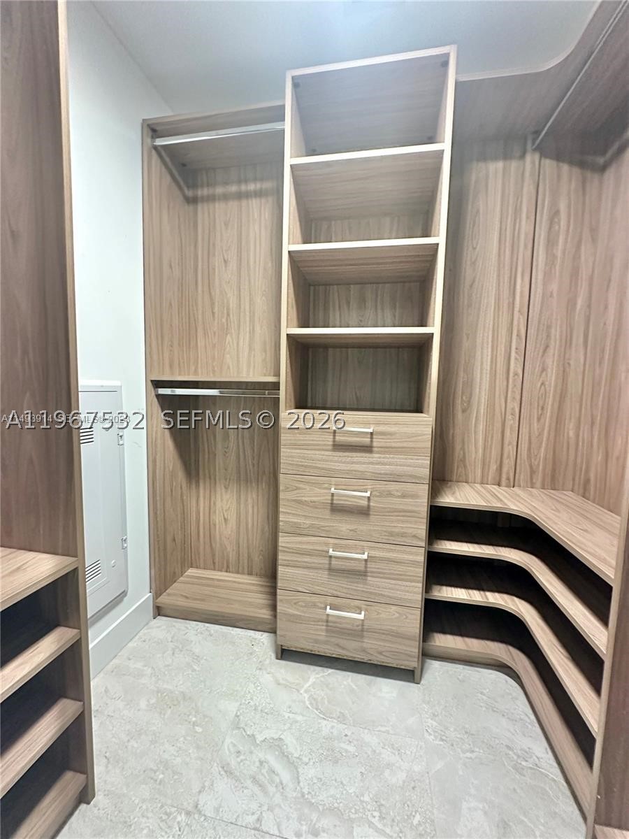 ARIA ON THE BAY CONDO - Residential