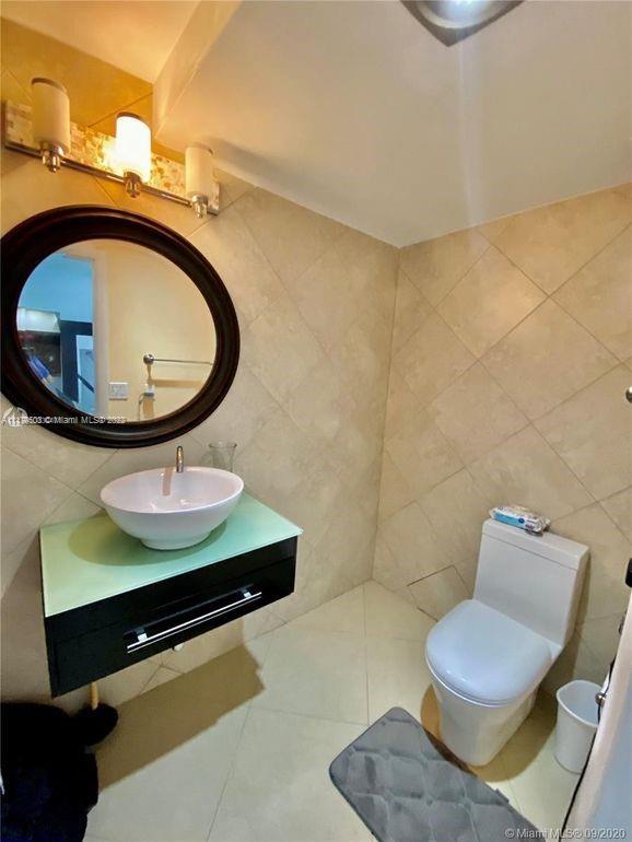 ARLEN HOUSE CONDO - Residential Lease
