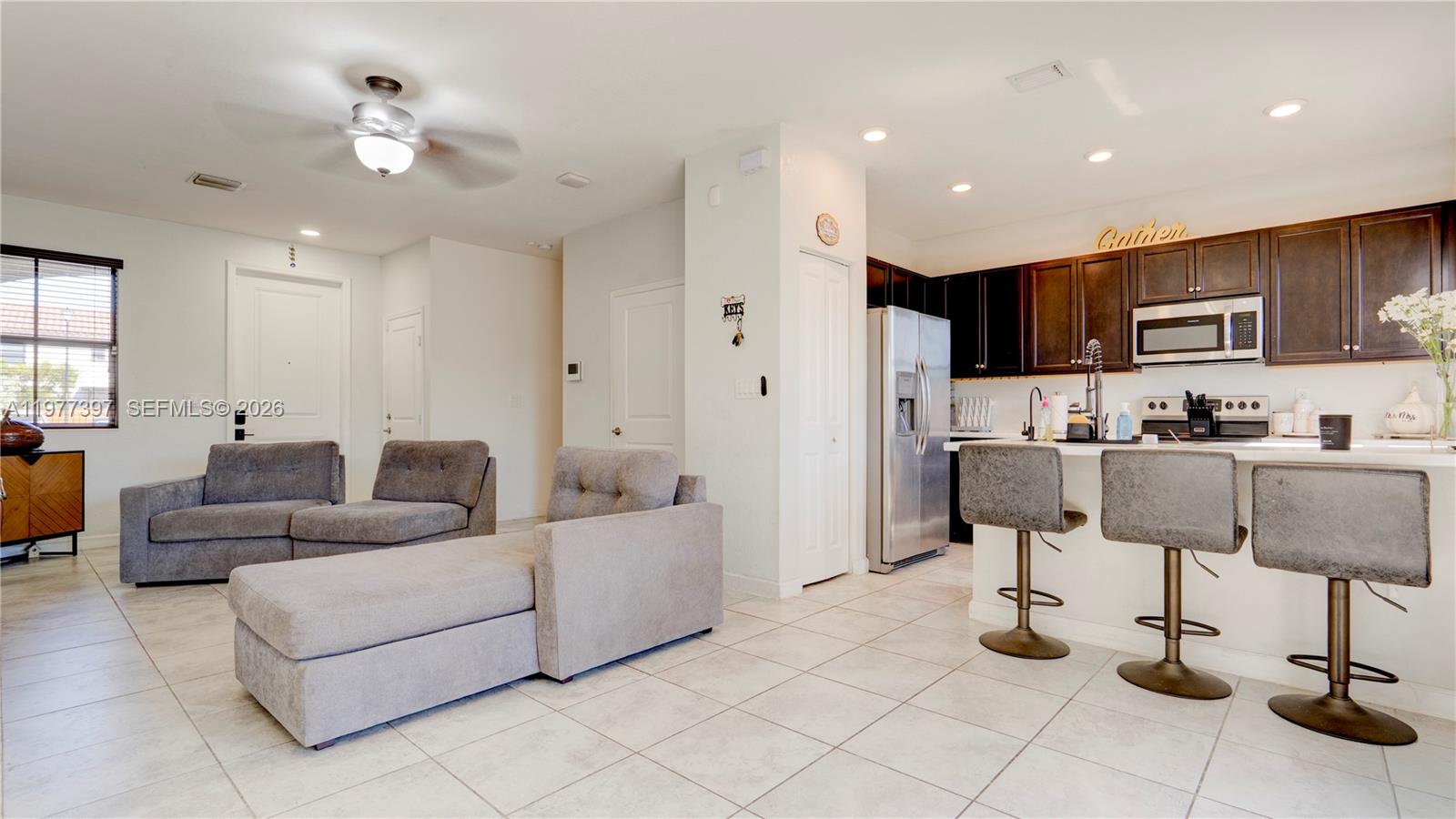 COCO PALM VILLAS - Residential