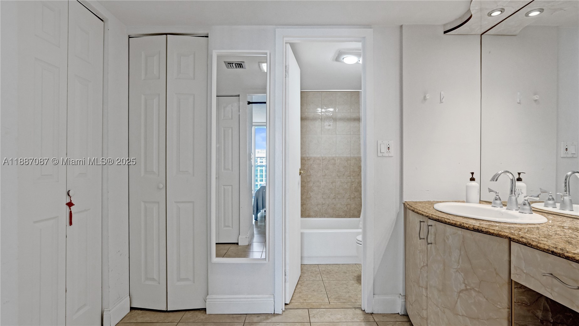 ARLEN HOUSE EAST CONDO - Residential