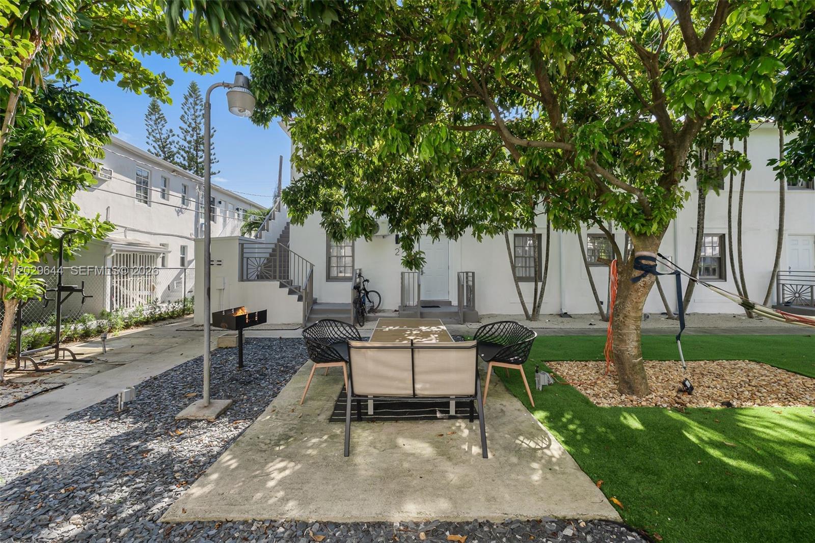 ALTOS DEL MAR NO 3 - Residential Lease