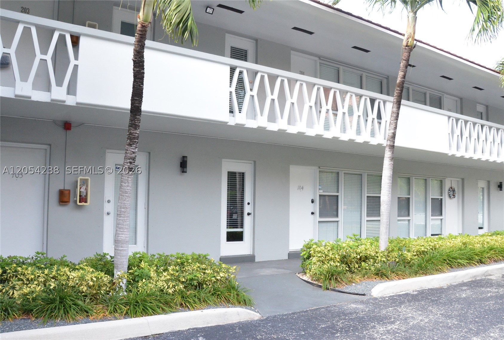 EDGEWATER OF CORAL GABLES - Residential Lease