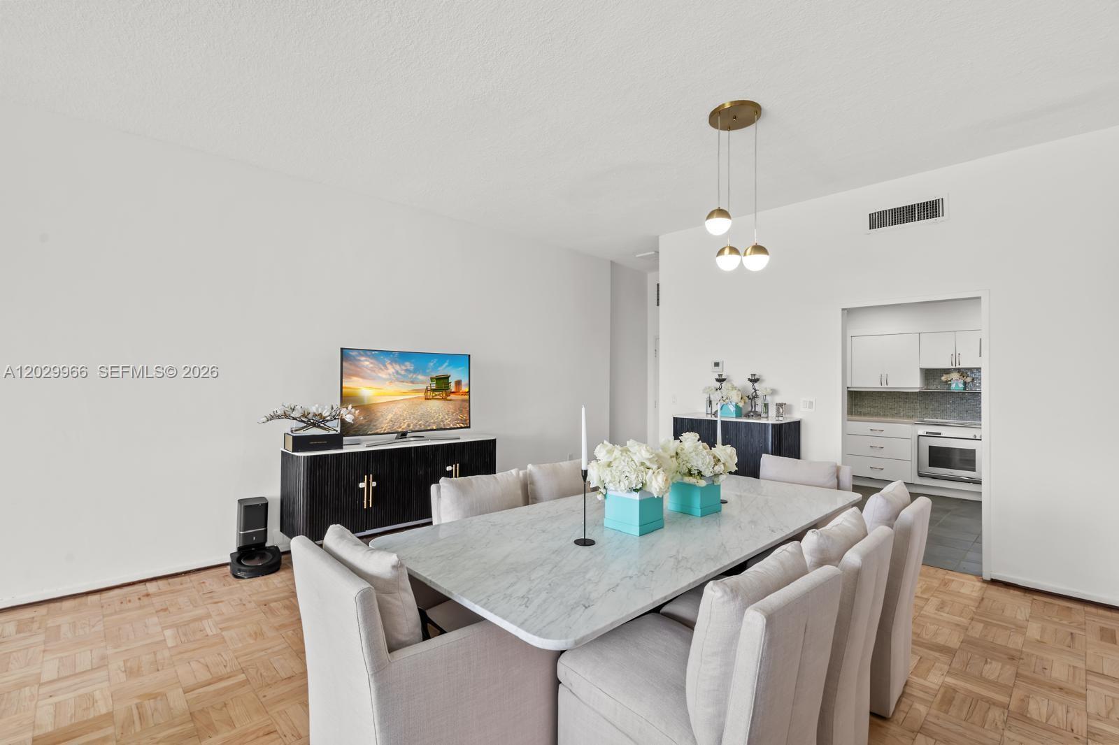 GRANADA CONDOMINIUM - Residential