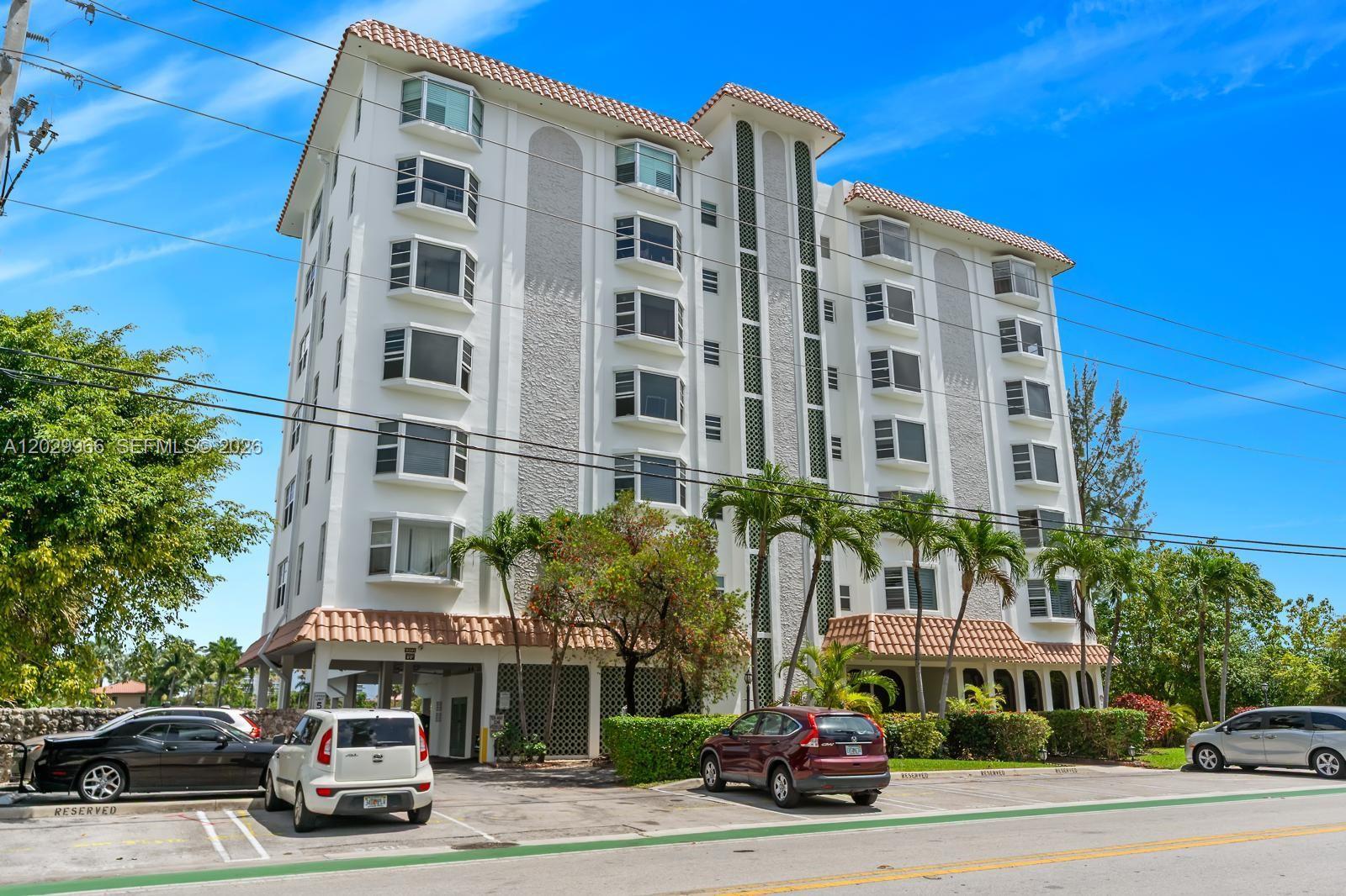 GRANADA CONDOMINIUM - Residential