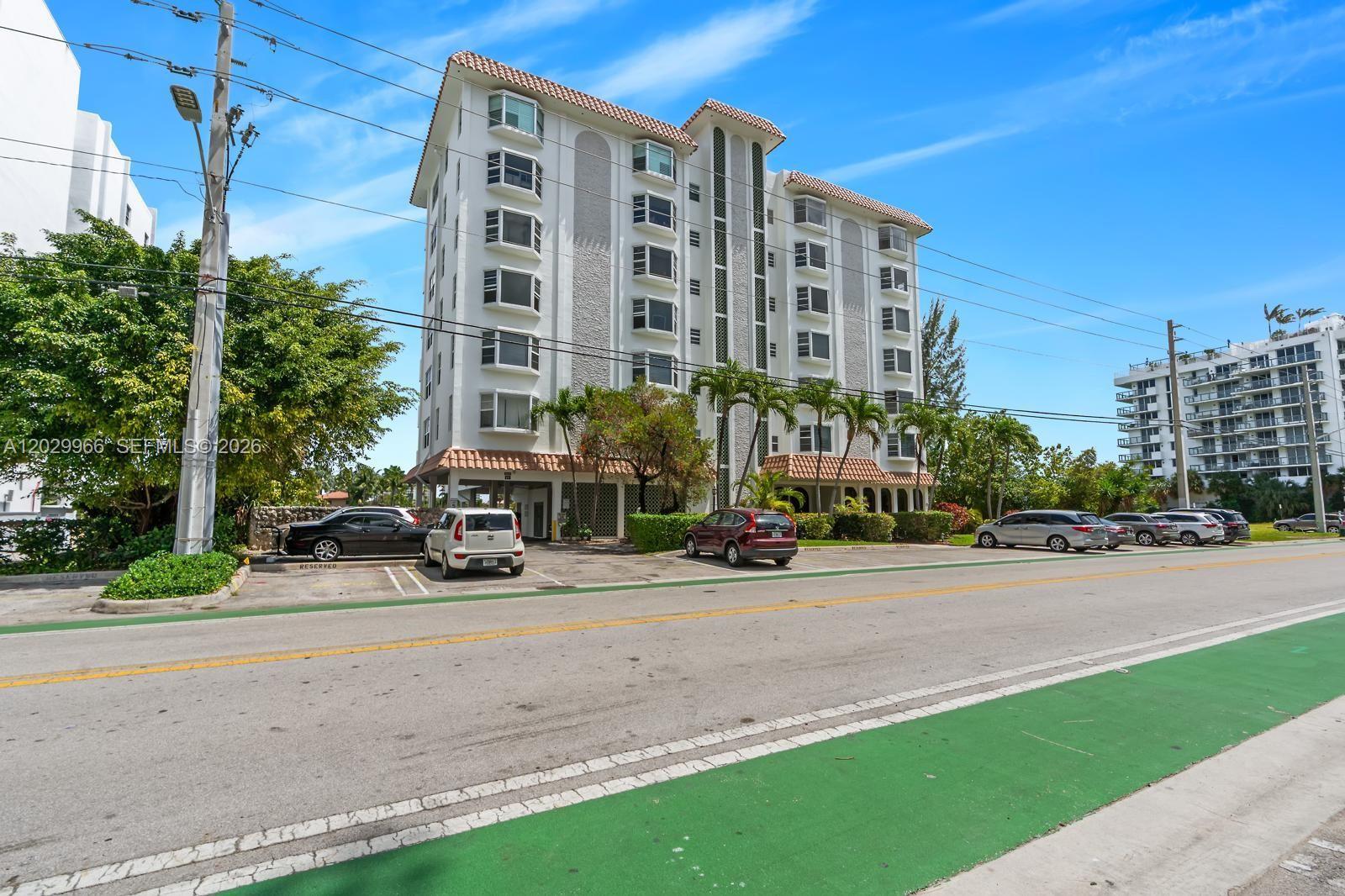 GRANADA CONDOMINIUM - Residential