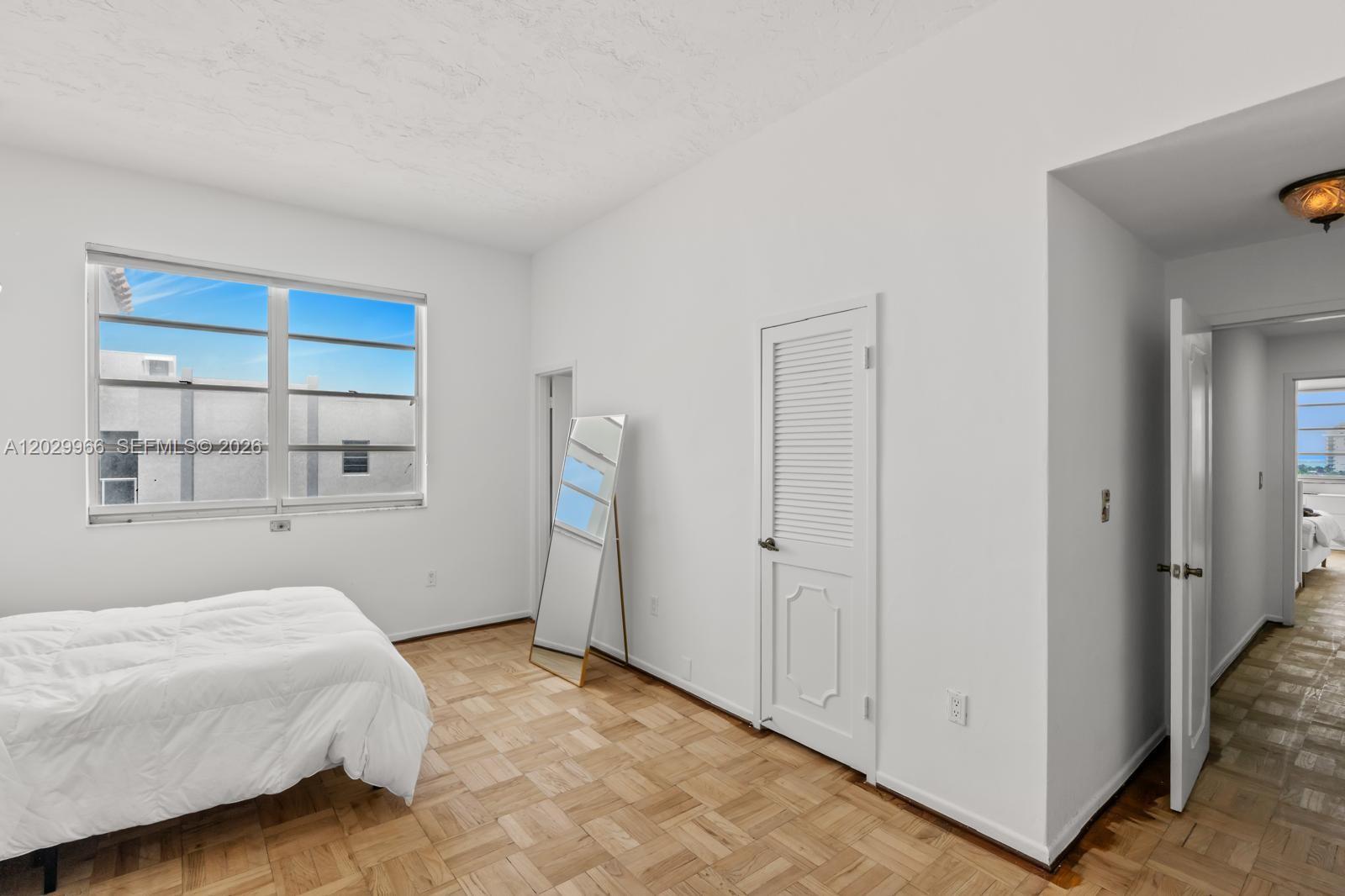 GRANADA CONDOMINIUM - Residential