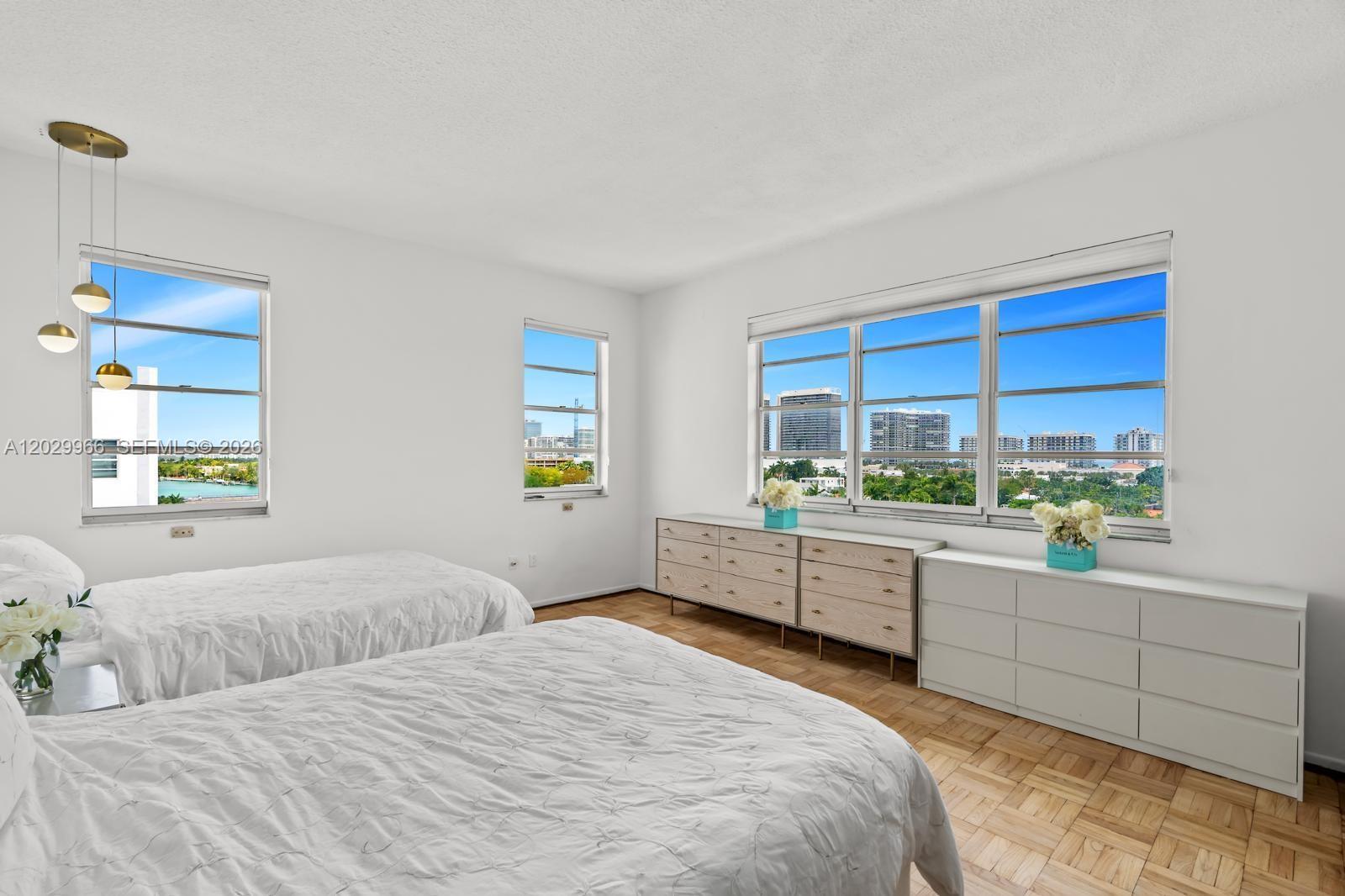 GRANADA CONDOMINIUM - Residential