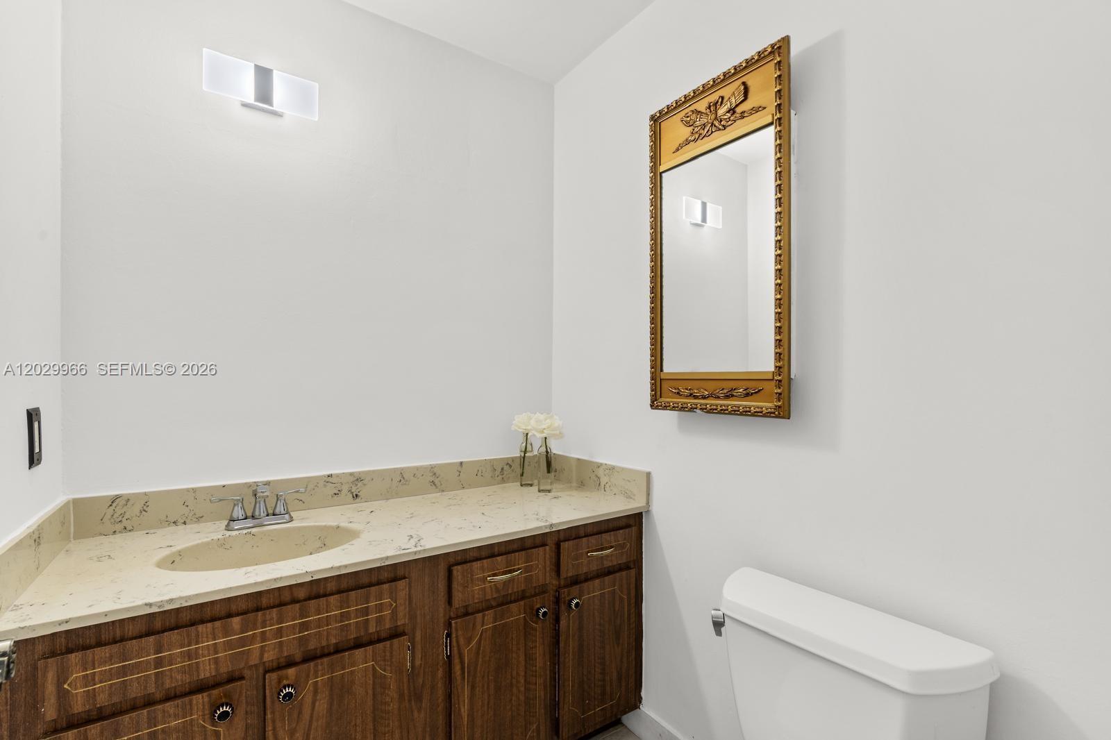 GRANADA CONDOMINIUM - Residential
