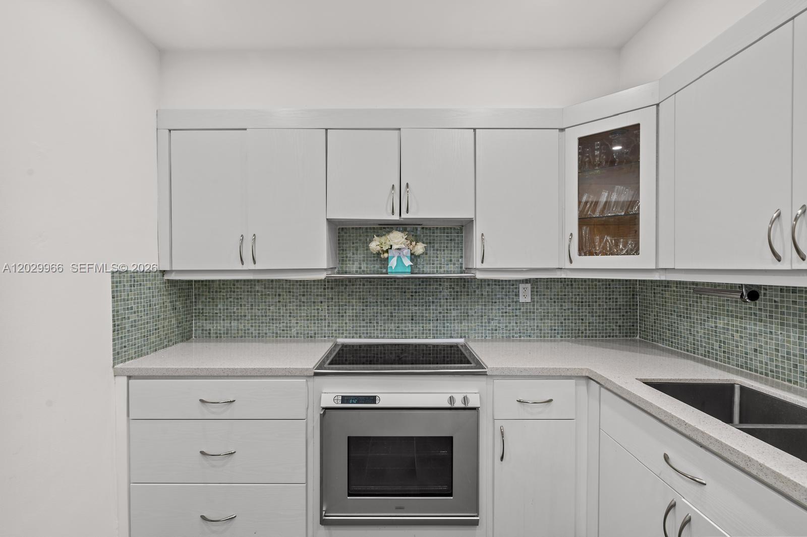 GRANADA CONDOMINIUM - Residential
