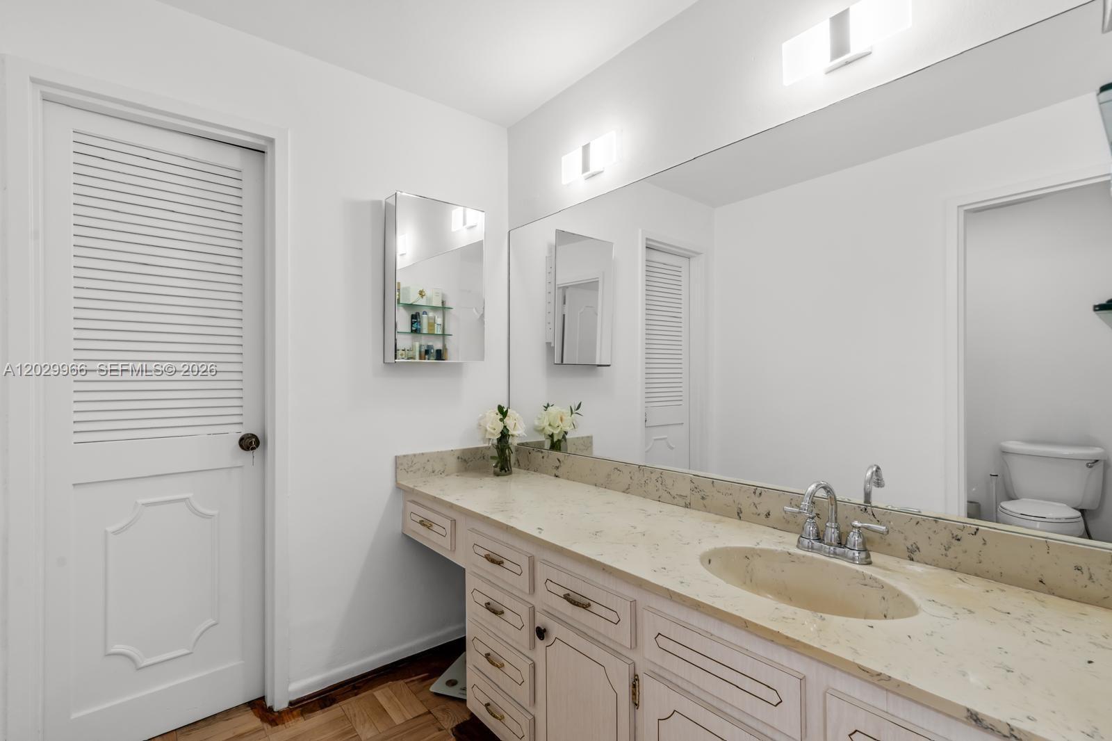 GRANADA CONDOMINIUM - Residential