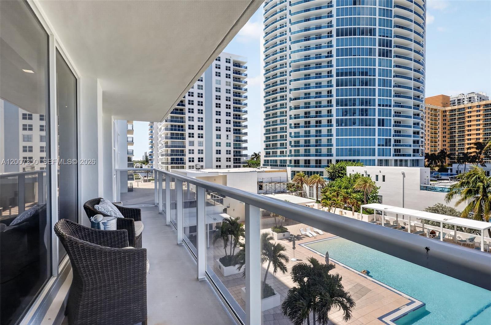 AQUARIUS CONDO - Residential