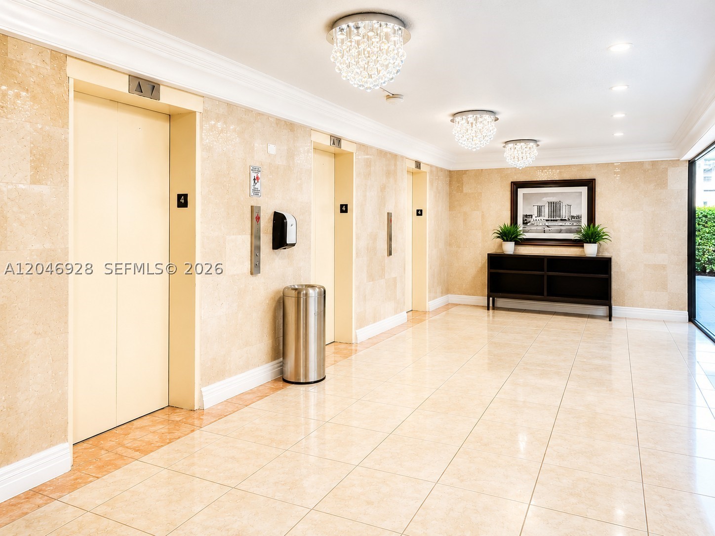 THE AVENTURA BEACH CLUB C - Residential