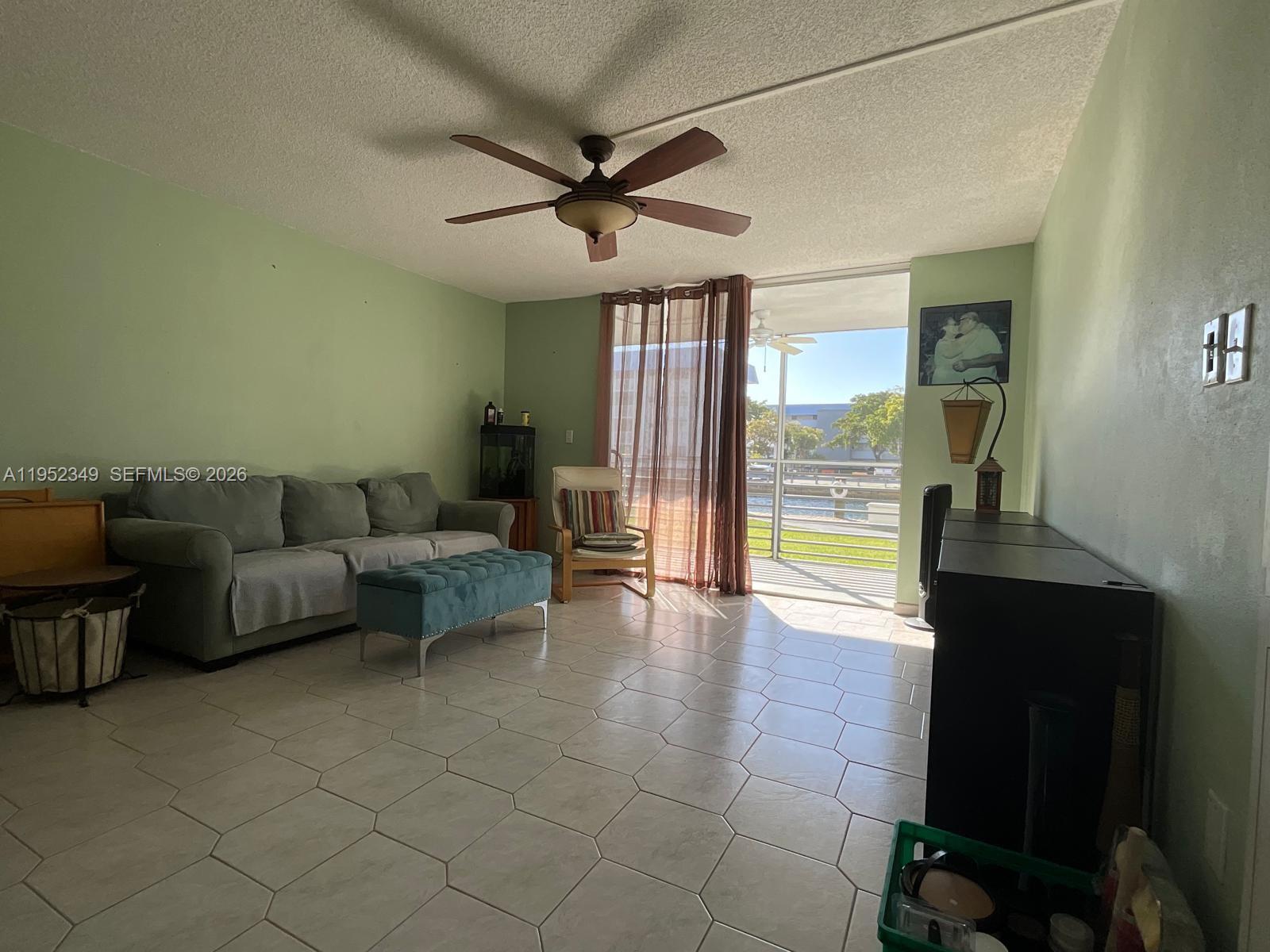 EDEN ISLES CONDO # 4 - Residential