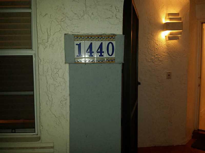 COUNTRY ISLES PHASE II 12 - Residential Lease