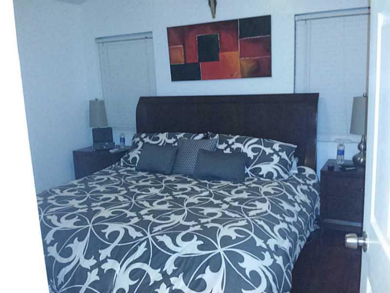 COUNTRY ISLES PHASE II 12 - Residential Lease