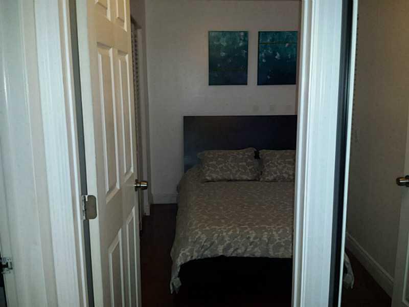 COUNTRY ISLES PHASE II 12 - Residential Lease