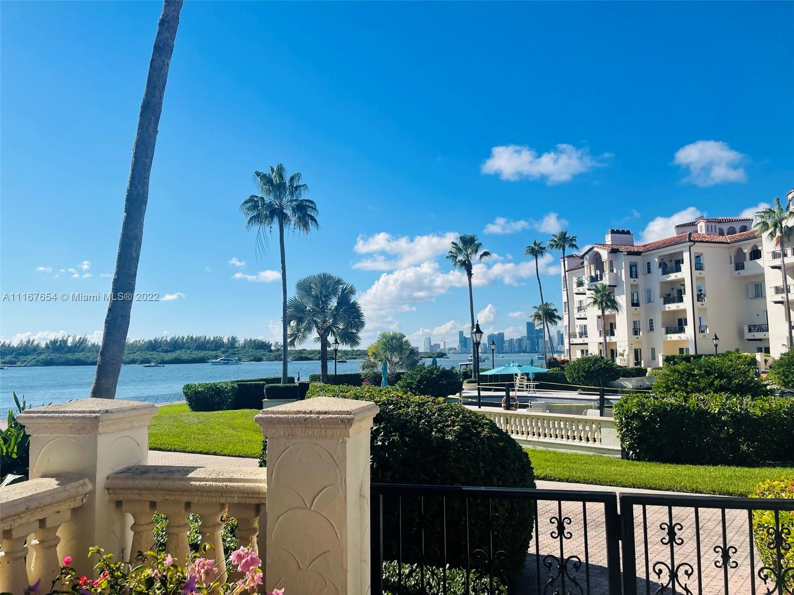 BAYSIDE VILLAGE EAST - Residential