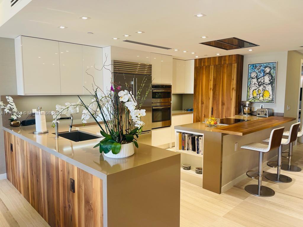 BAYSIDE VILLAGE EAST - Residential