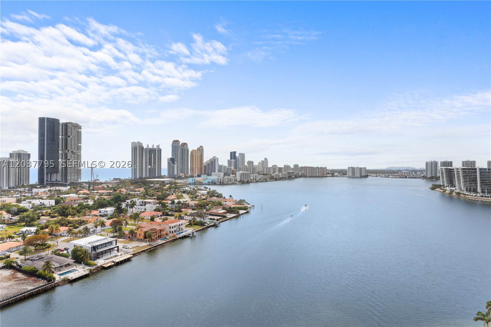 MYSTIC POINTE CONDO NO TW - Residential Lease