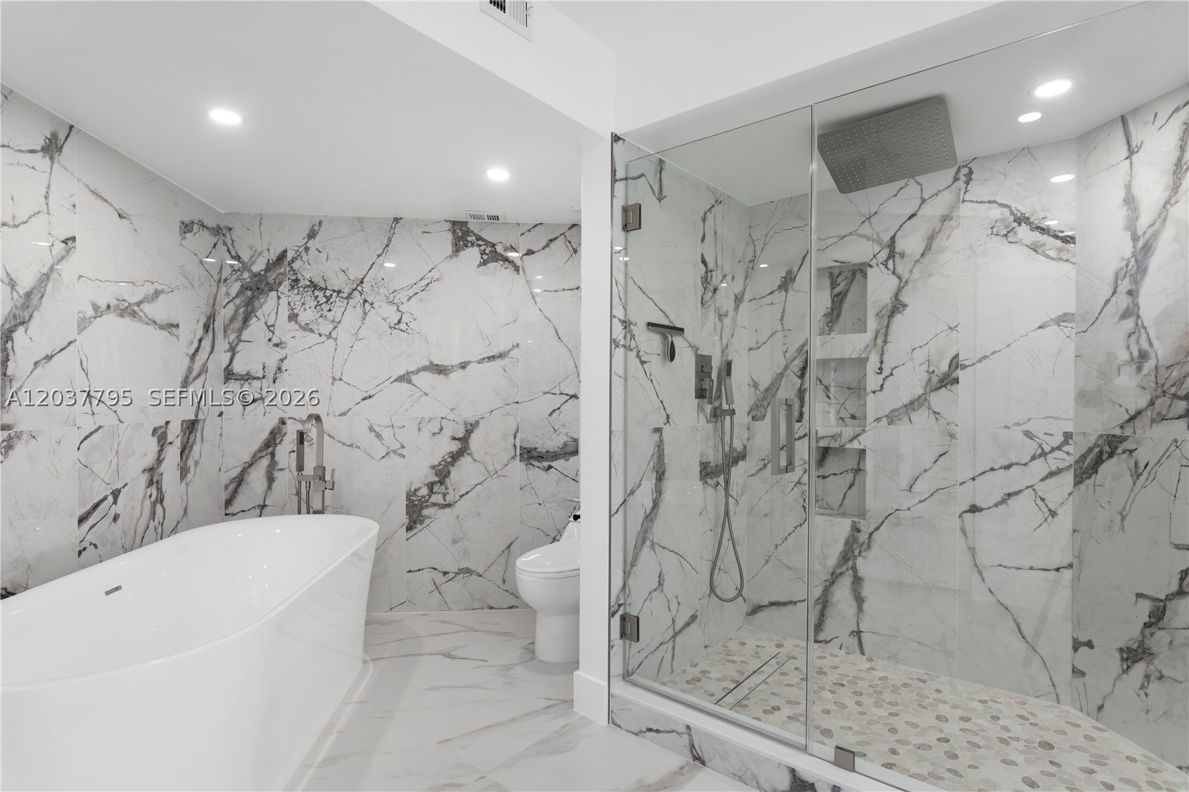 MYSTIC POINTE CONDO NO TW - Residential Lease