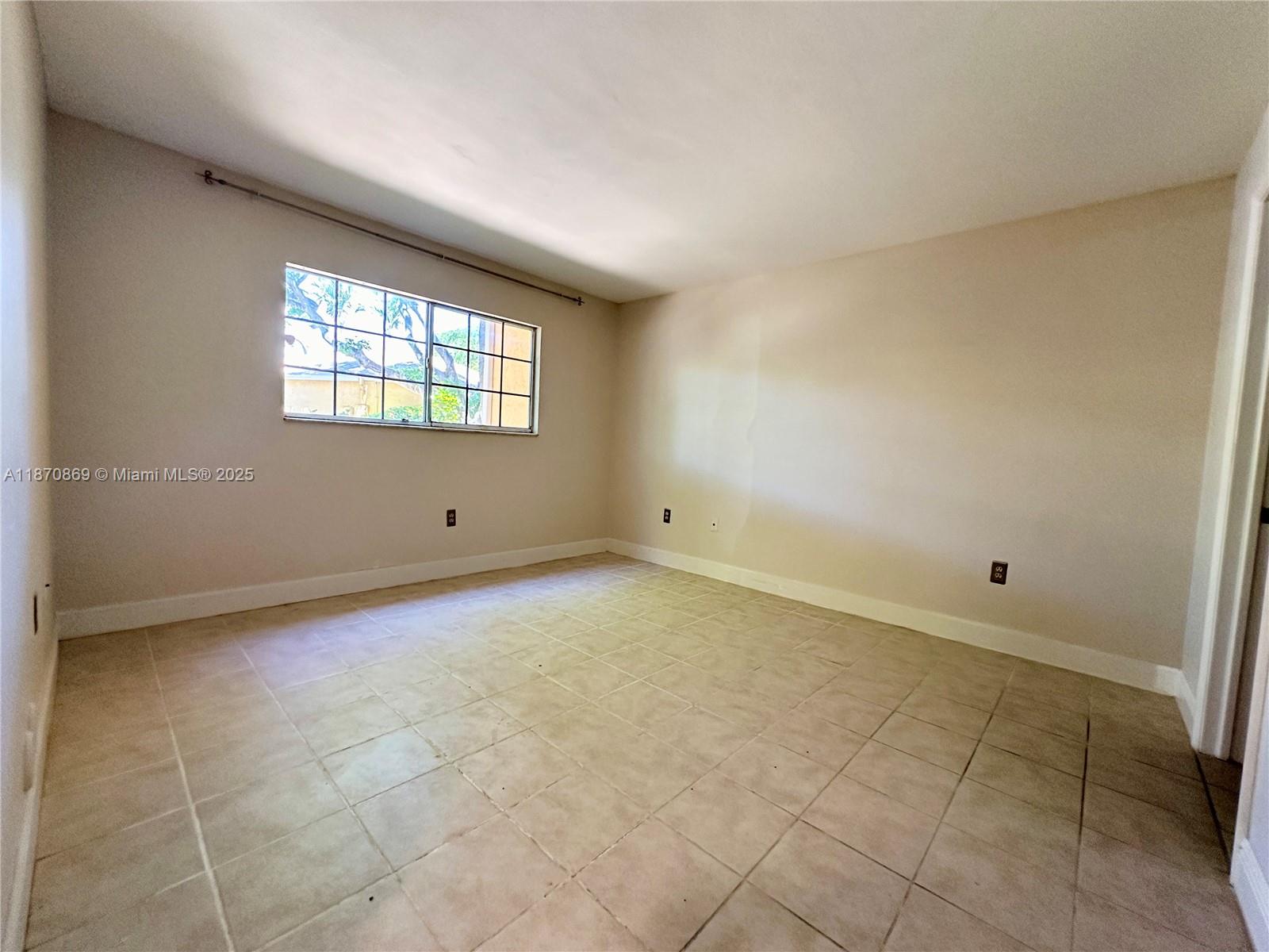 CHATEAU DE VILLE CONDO - Residential Lease