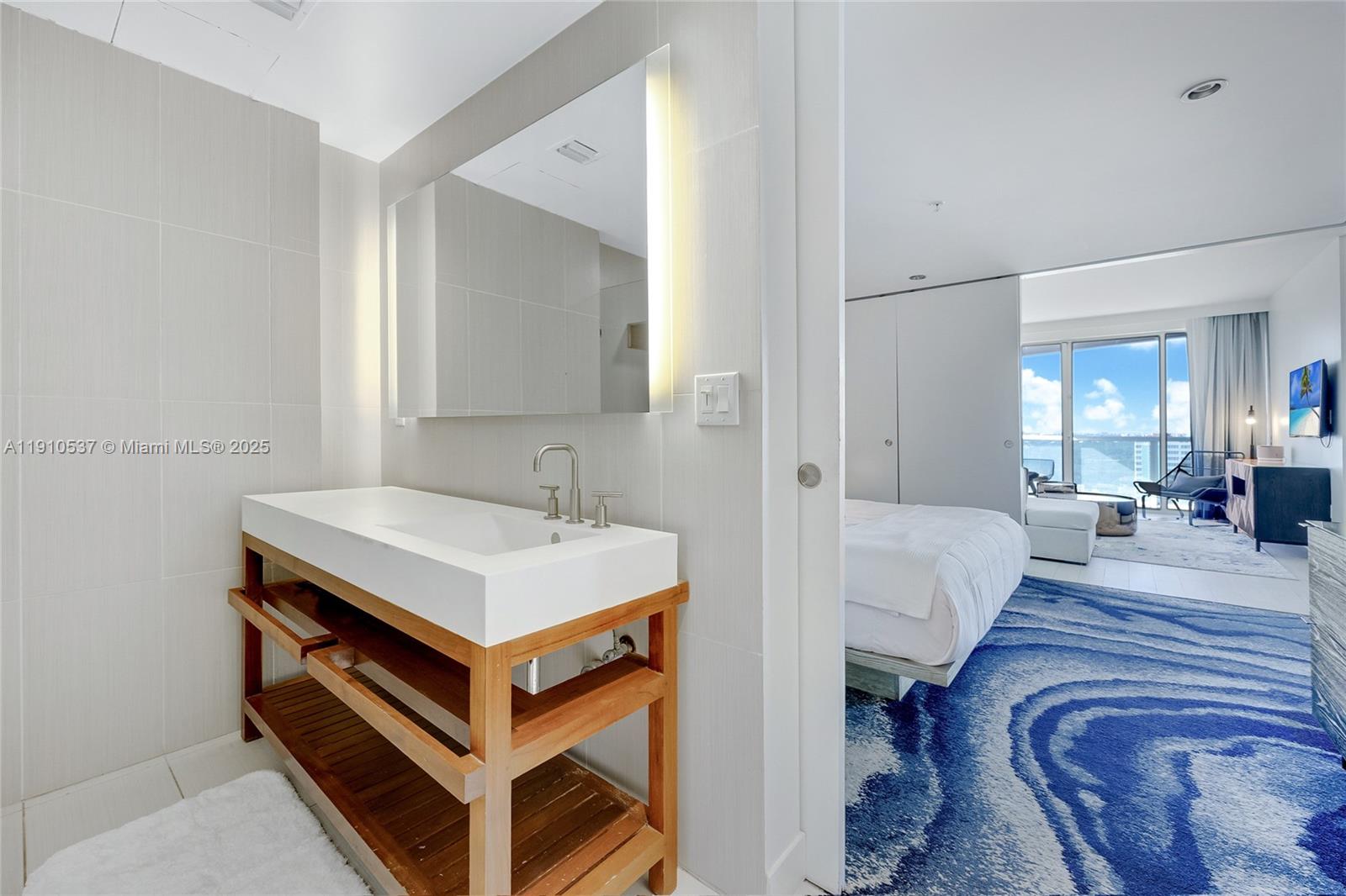 FORT LAUDERDALE RESIDENCE - Residential