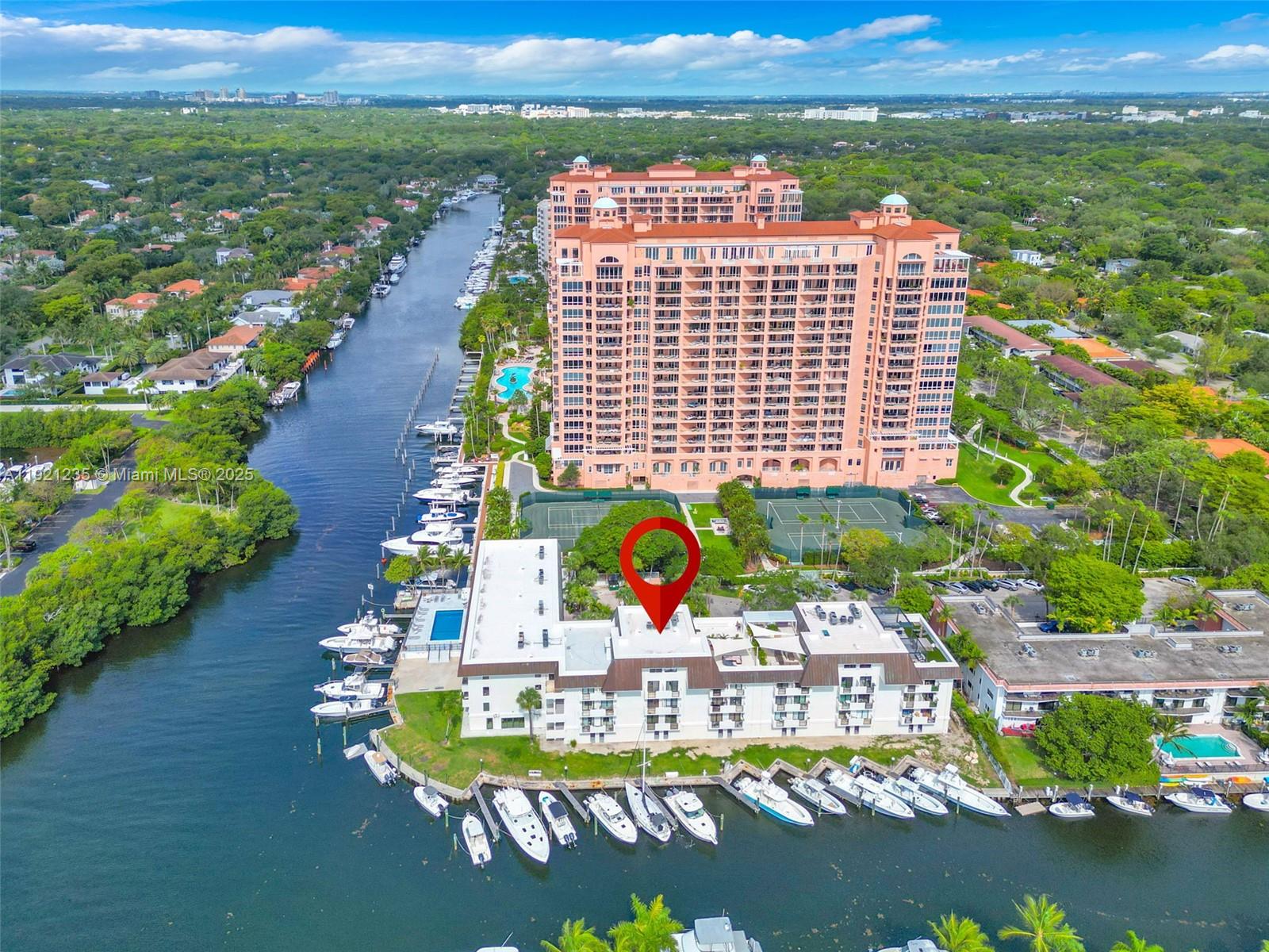 GABLES HARBOUR CONDO APTS - Residential
