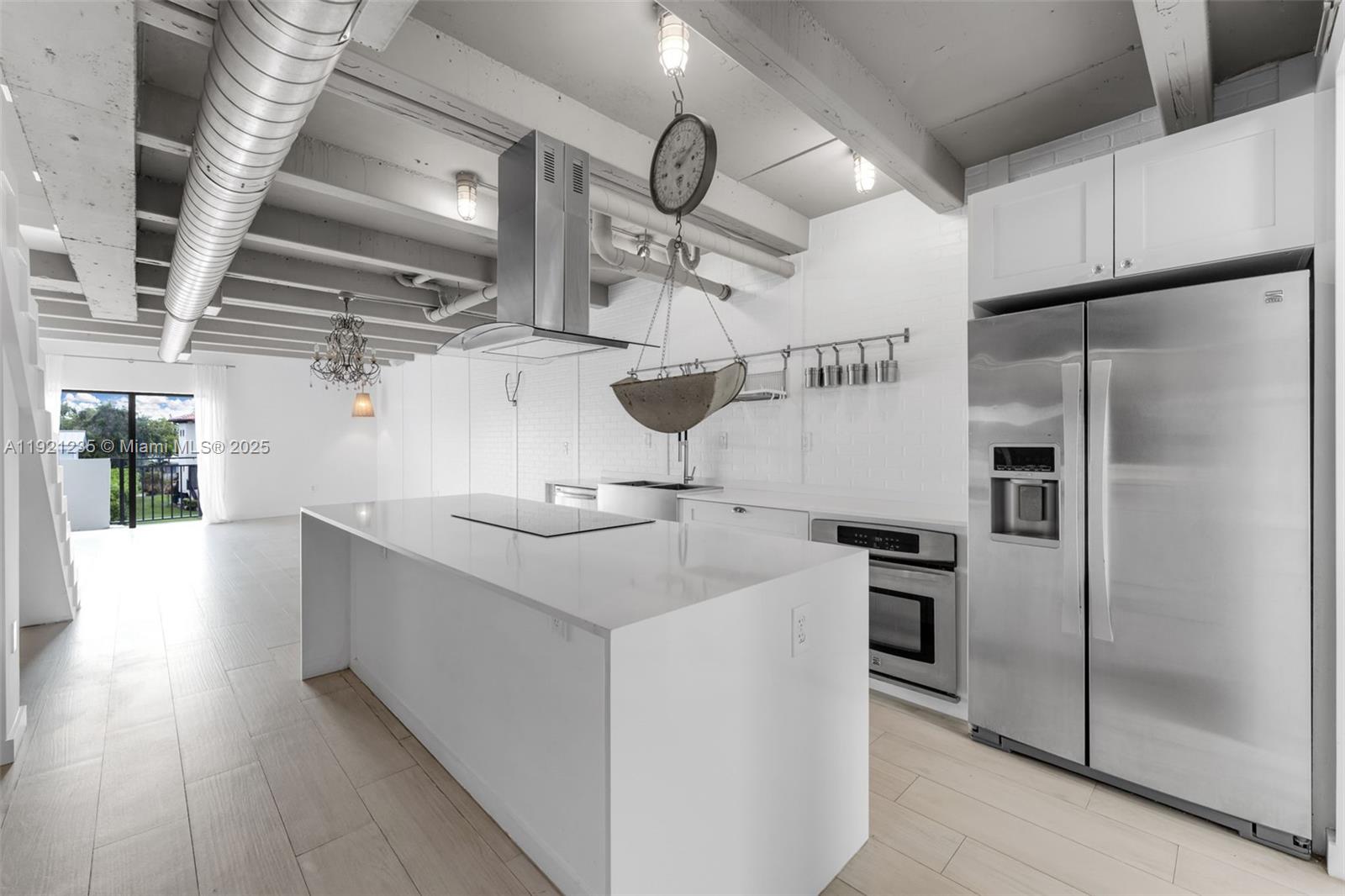 GABLES HARBOUR CONDO APTS - Residential
