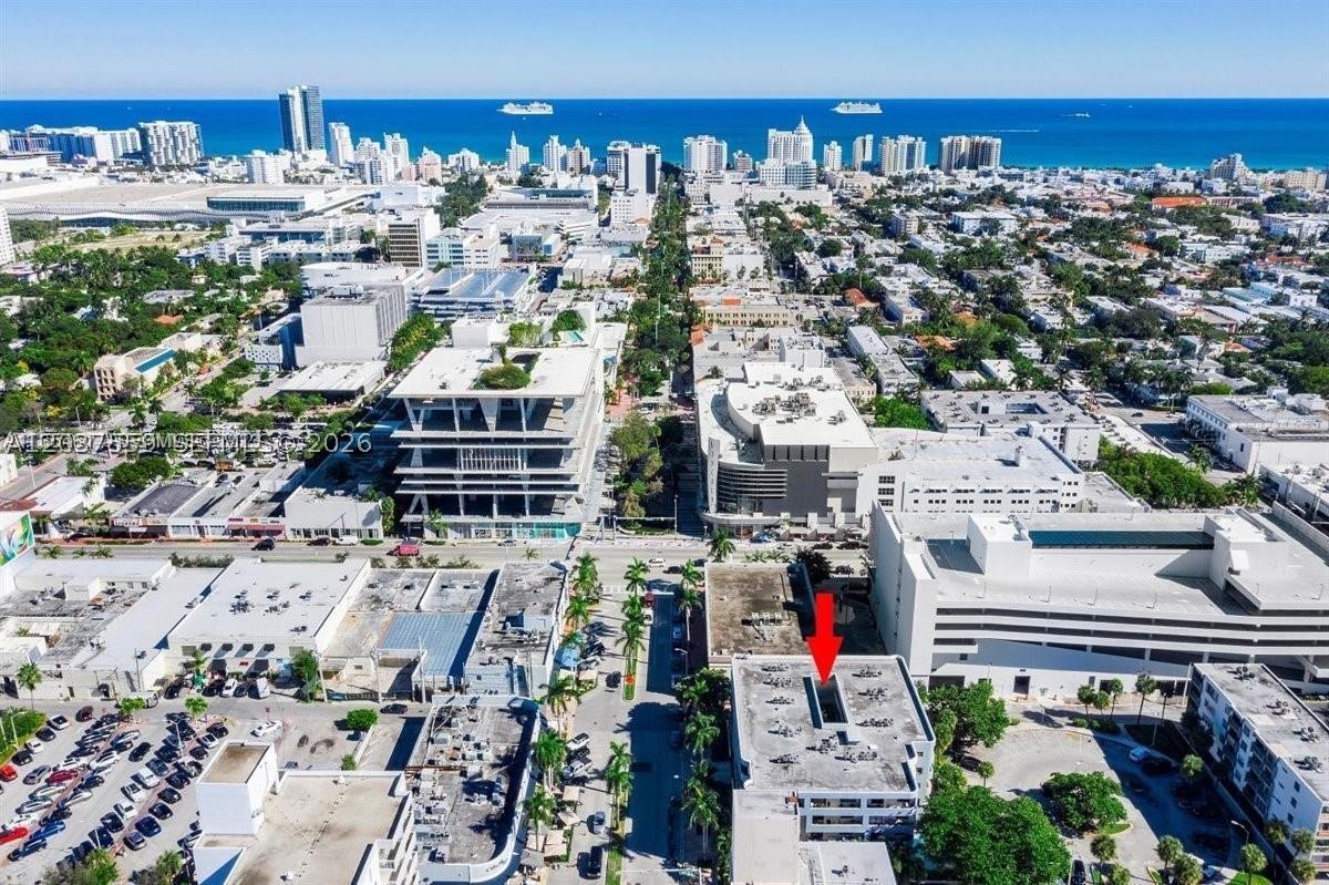 LINCOLN WEST GARDENS COND - Residential Lease