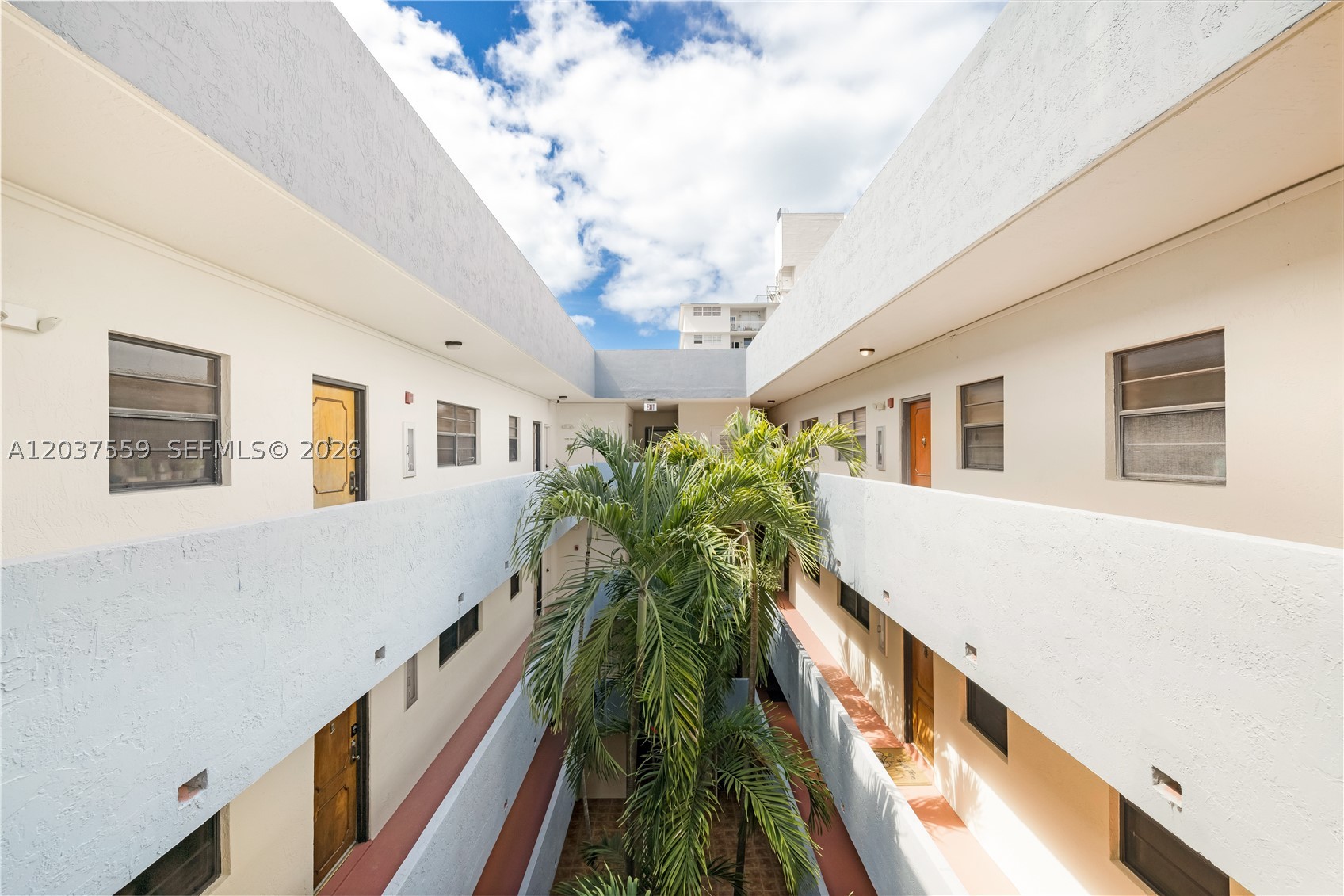 LINCOLN WEST GARDENS COND - Residential Lease