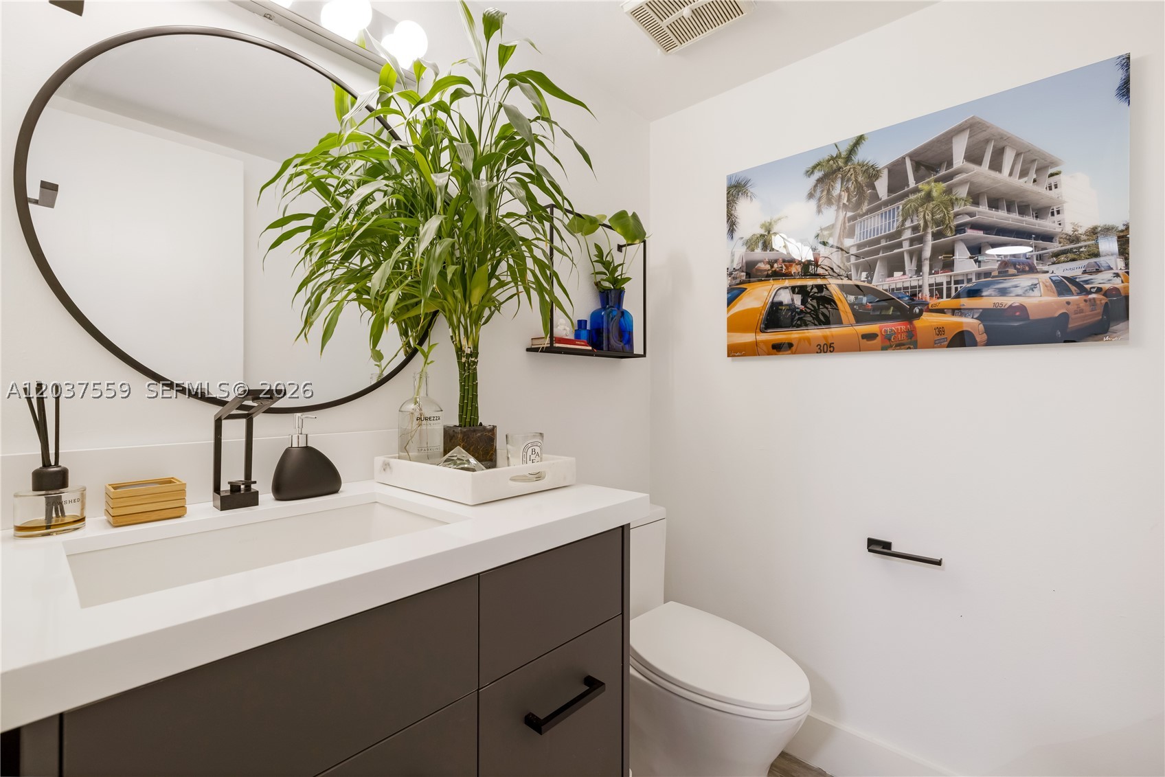 LINCOLN WEST GARDENS COND - Residential Lease