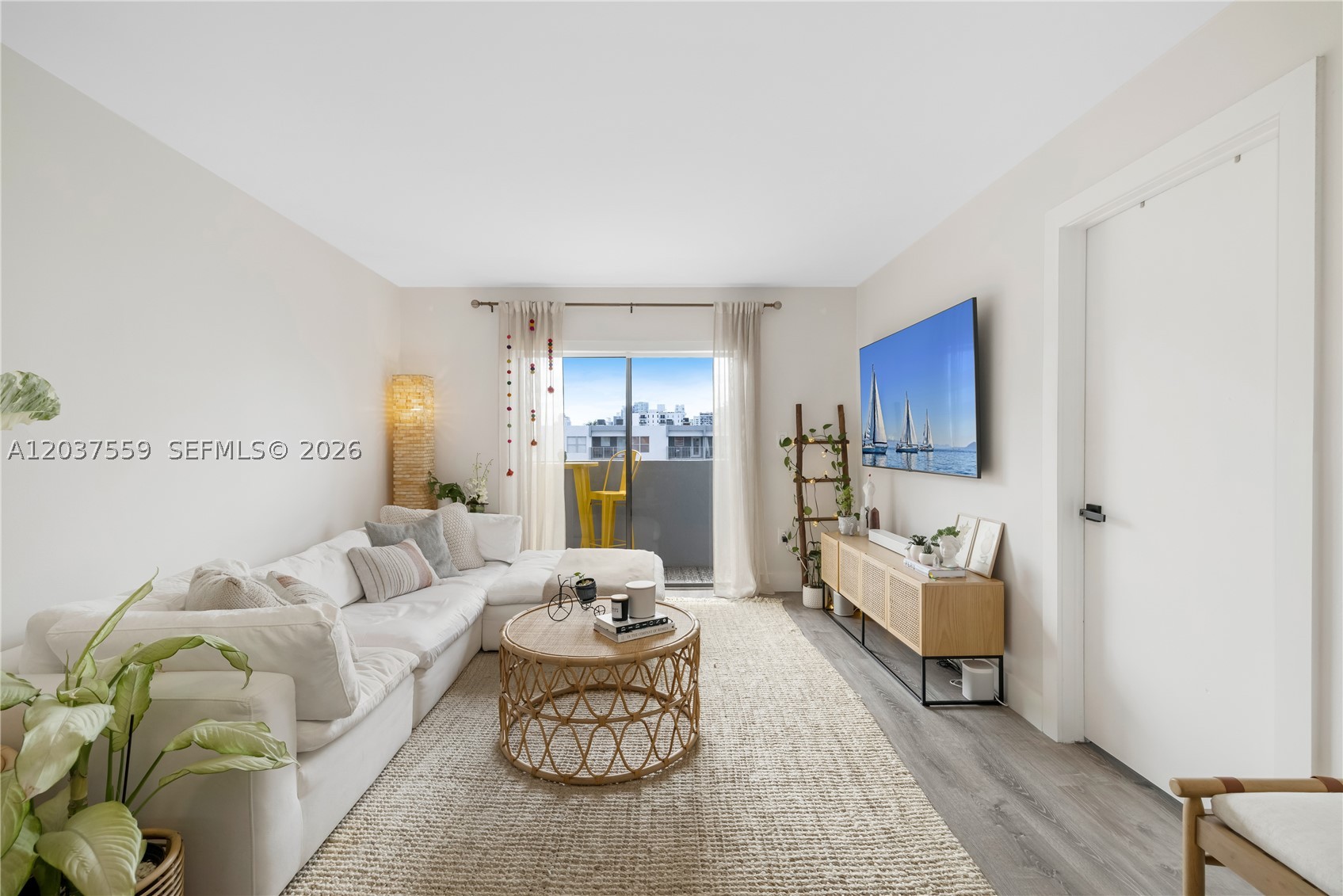 LINCOLN WEST GARDENS COND - Residential Lease