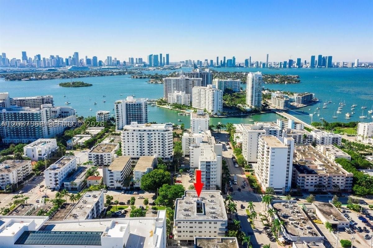 LINCOLN WEST GARDENS COND - Residential Lease