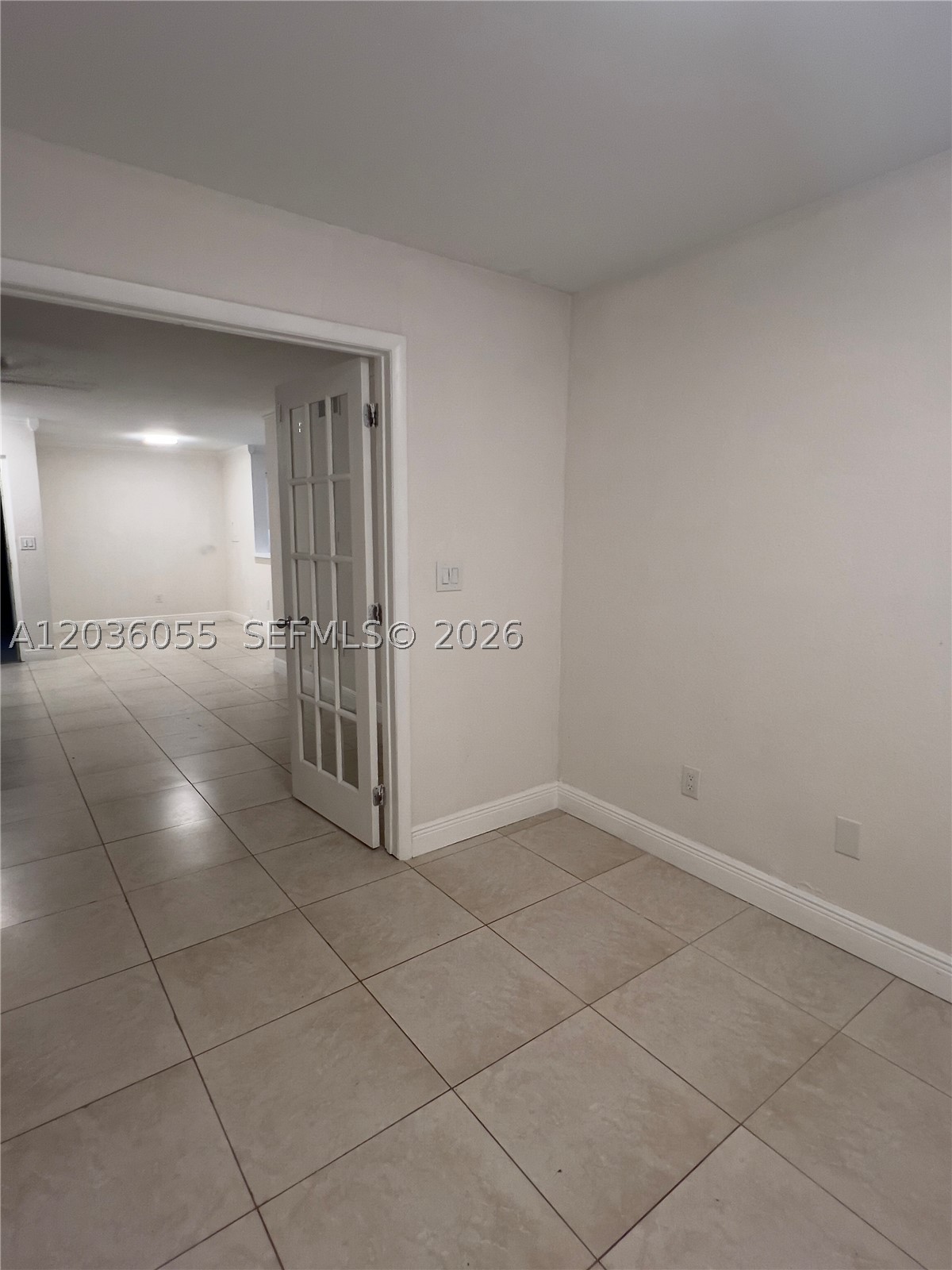 LAKEVIEW CLUB CONDO - Residential Lease