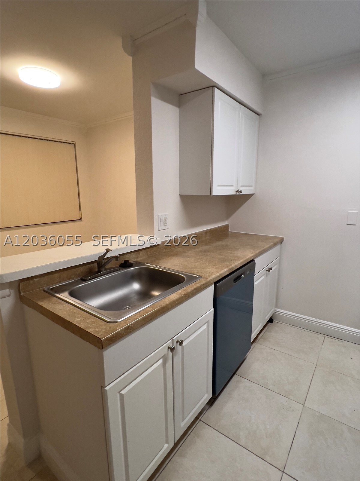 LAKEVIEW CLUB CONDO - Residential Lease