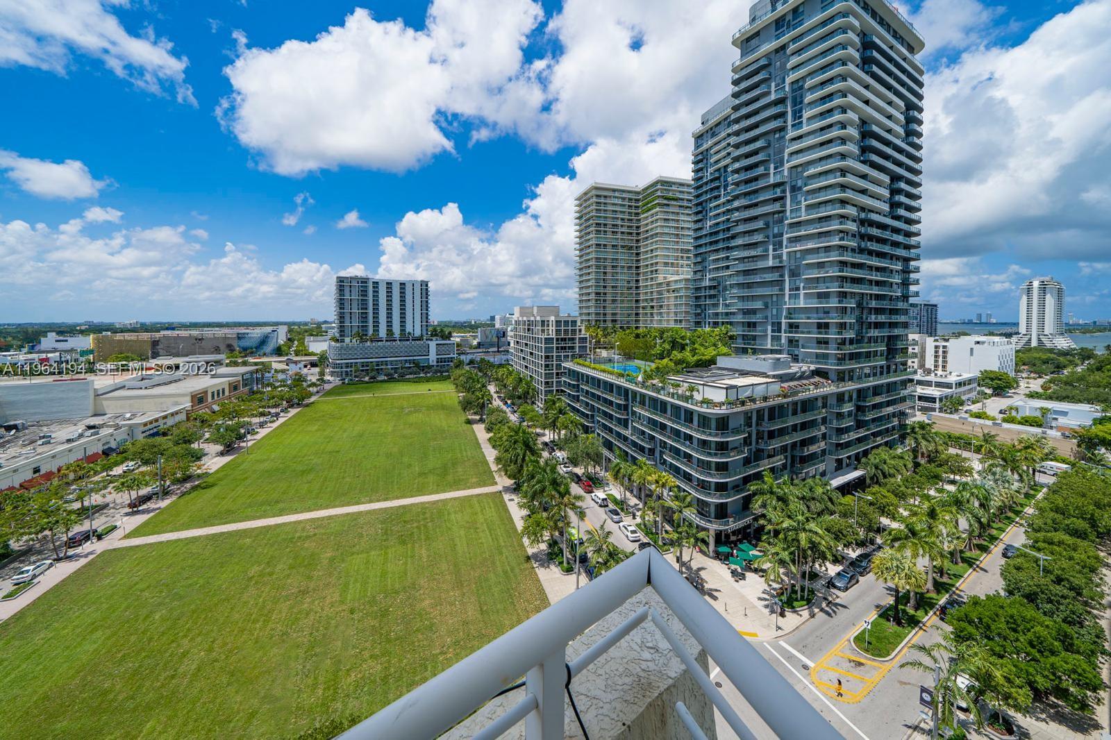 MIDBLOCK MIAMI CONDO - Residential
